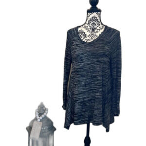 Boutique long sleeve Women's Top